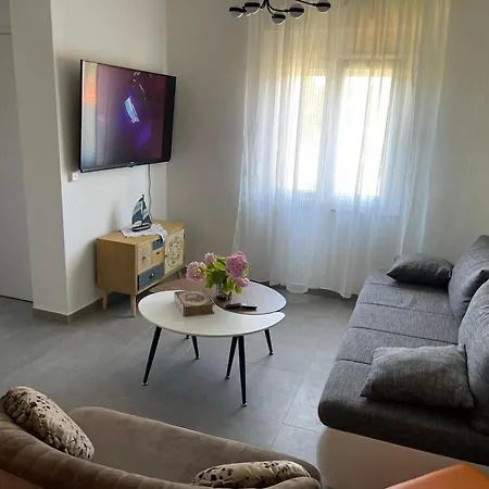 Apartament Nadija *
