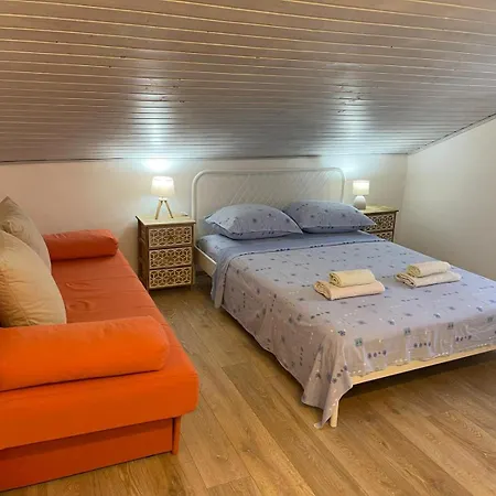 Nadija Apartament *