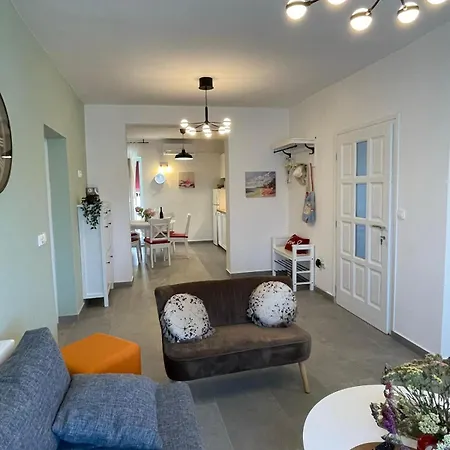 Apartament Nadija