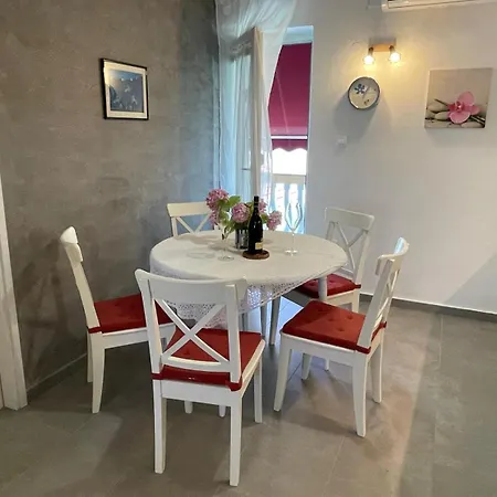 Nadija Apartament *